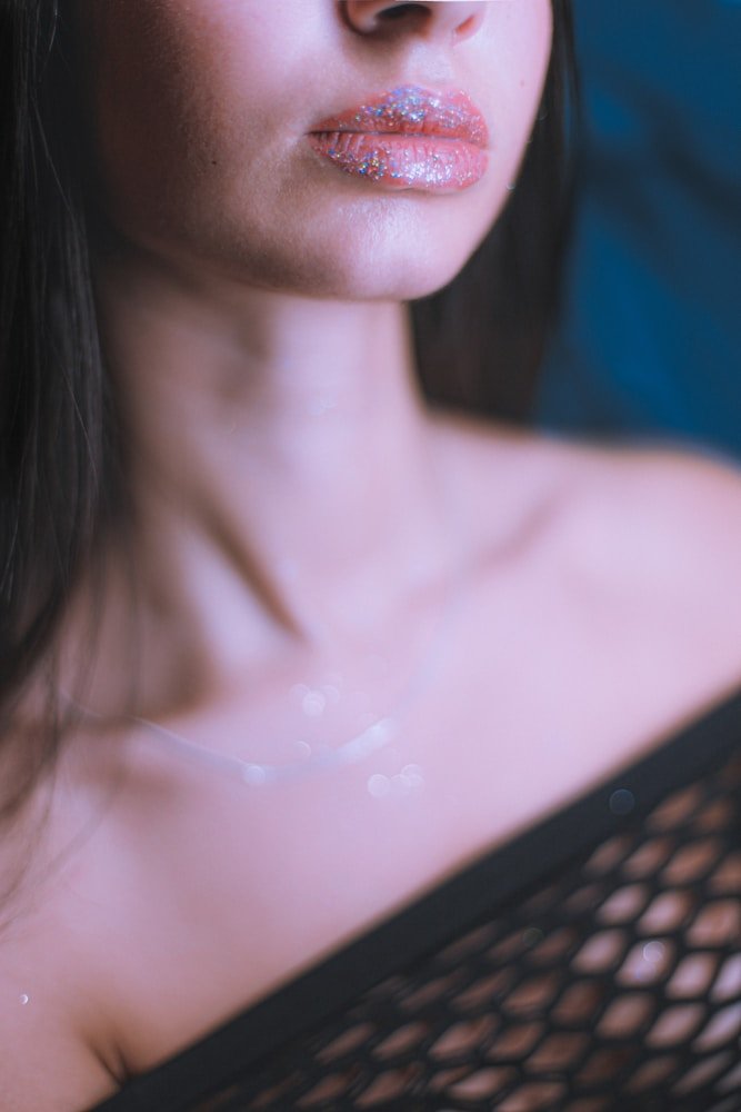 美女网 - 蕾丝白丝的优雅 - 白丝